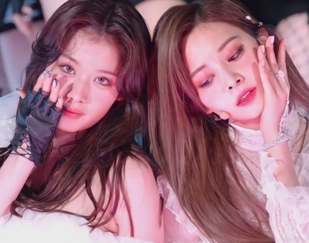 JYP Entertainment was hesitant to debut Cry For Me by TWICE at MAMA 2020, but the members insisted on performing the song, which was later released due its popularity.