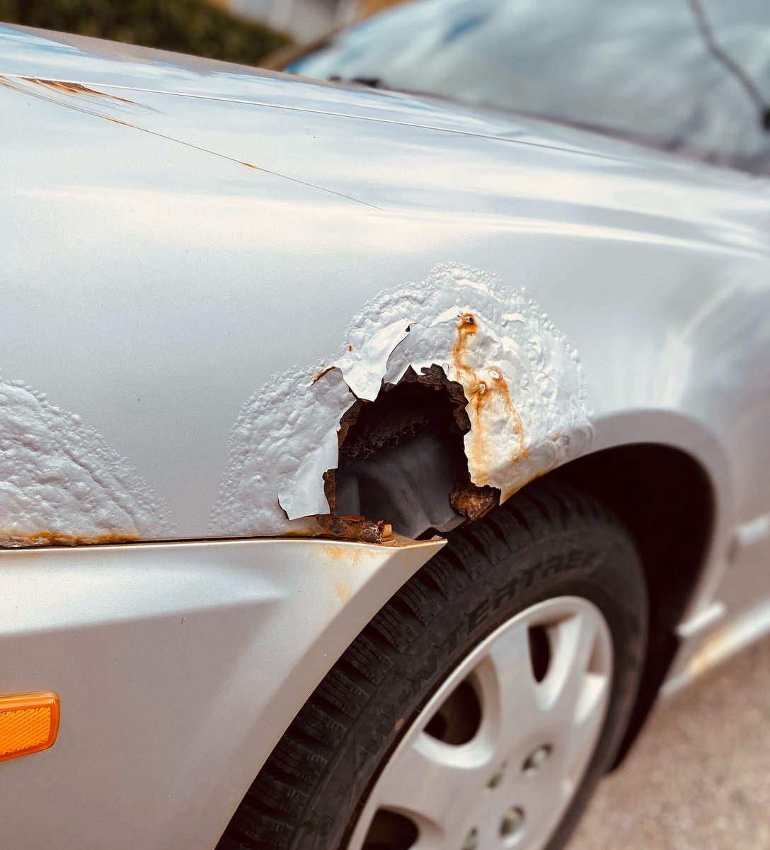 johnvs7's tweet image. My wife just laughed at the hole in my car. #2005accent #norespect