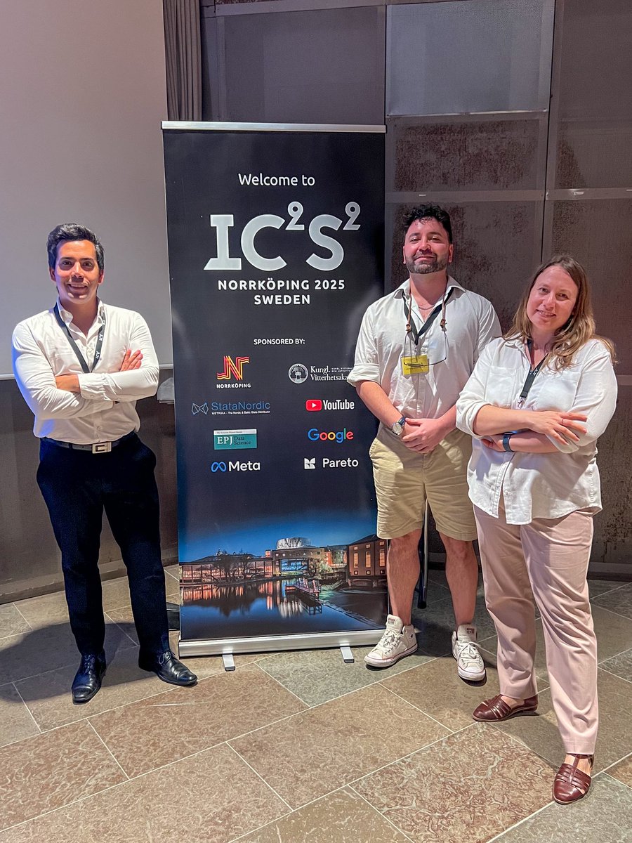 AdolfoFuentes's tweet image. Just presented our research @crcandiav at #IC2S2 2025 in Norrköping, Sweden 🇸🇪 — honored to be part of the most competitive edition to date!
Thanks, @mel2kill and @marianagmmacedo for the inspiring conversaciones and collaboration!
#ComplexityScience
#ComputationalSocialScience