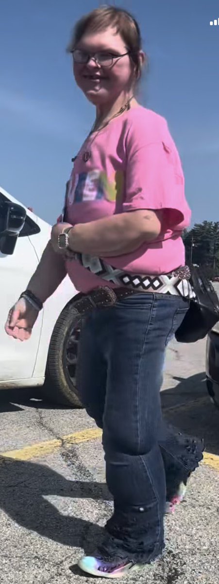 Chucklebubble's tweet image. Tammy slaton is literally 4 people smaller !
She’s In jeans !!! Well done Tammy , two comas, multiple facilities, a padlocked fridge and a husband passing away and she did it !!!