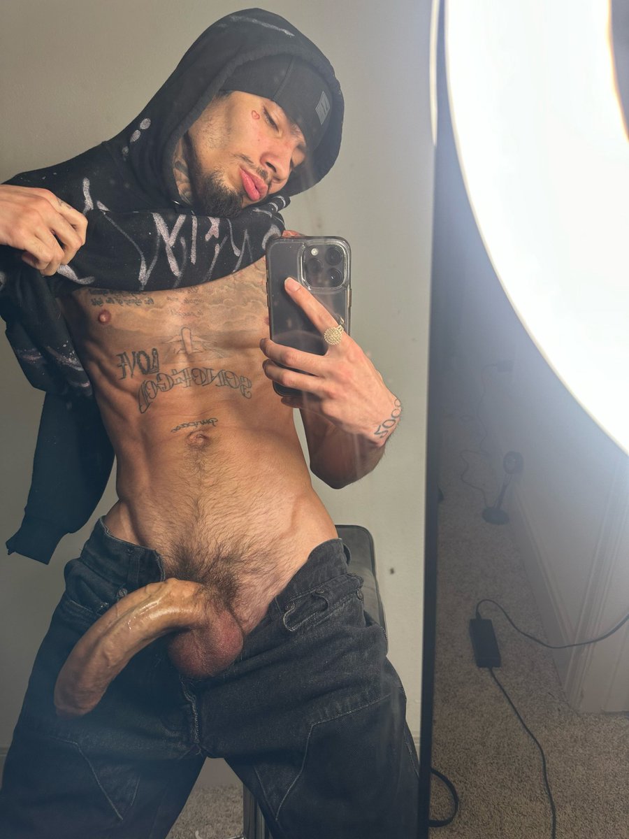 Chudai ⛓️🛡️

onlyfans.com/eliansxxx