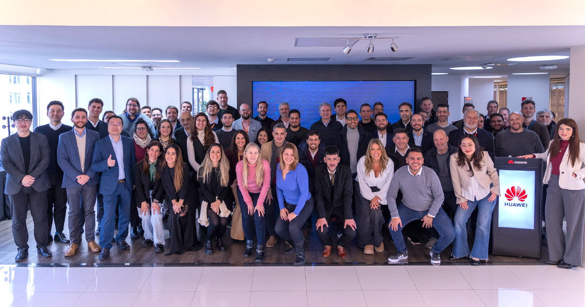 Huawei e Intermaco presentaron oficialmente su alianza en el Huawei Training Center
tinyurl.com/y75k5maj
