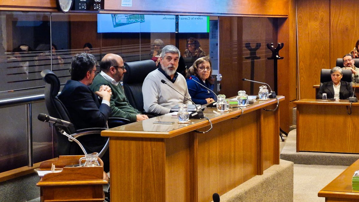 SValdomir609's tweet image. 📕 Hoy participamos en la presentación de Convive Casavalle, una publicación fundamental que recoge las voces de quienes viven y transforman el territorio.
Un material necesario para reflexionar sobre temas clave como la convivencia, la vivienda, el trabajo y la salud mental,…