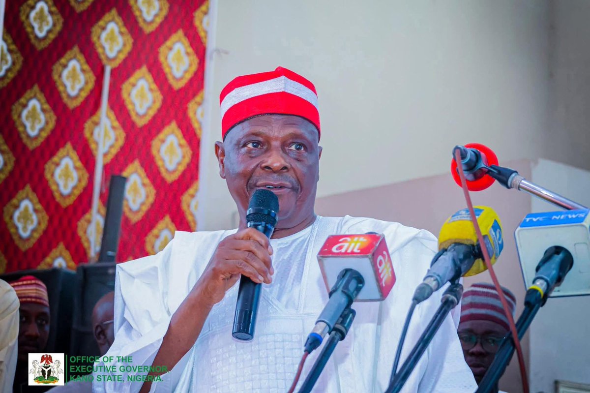 abou__sadiq's tweet image. An Fara Cin Ganimar Yan APC A Kano 💥
Yanzu Yanzu Jagora Sanata Rabi ‘u Musa Kwankwaso Ya Karbi Sauran Ragowar Yan APCn Jihar Kano Zuwa Tsarin NNPP Kwankwasiyya