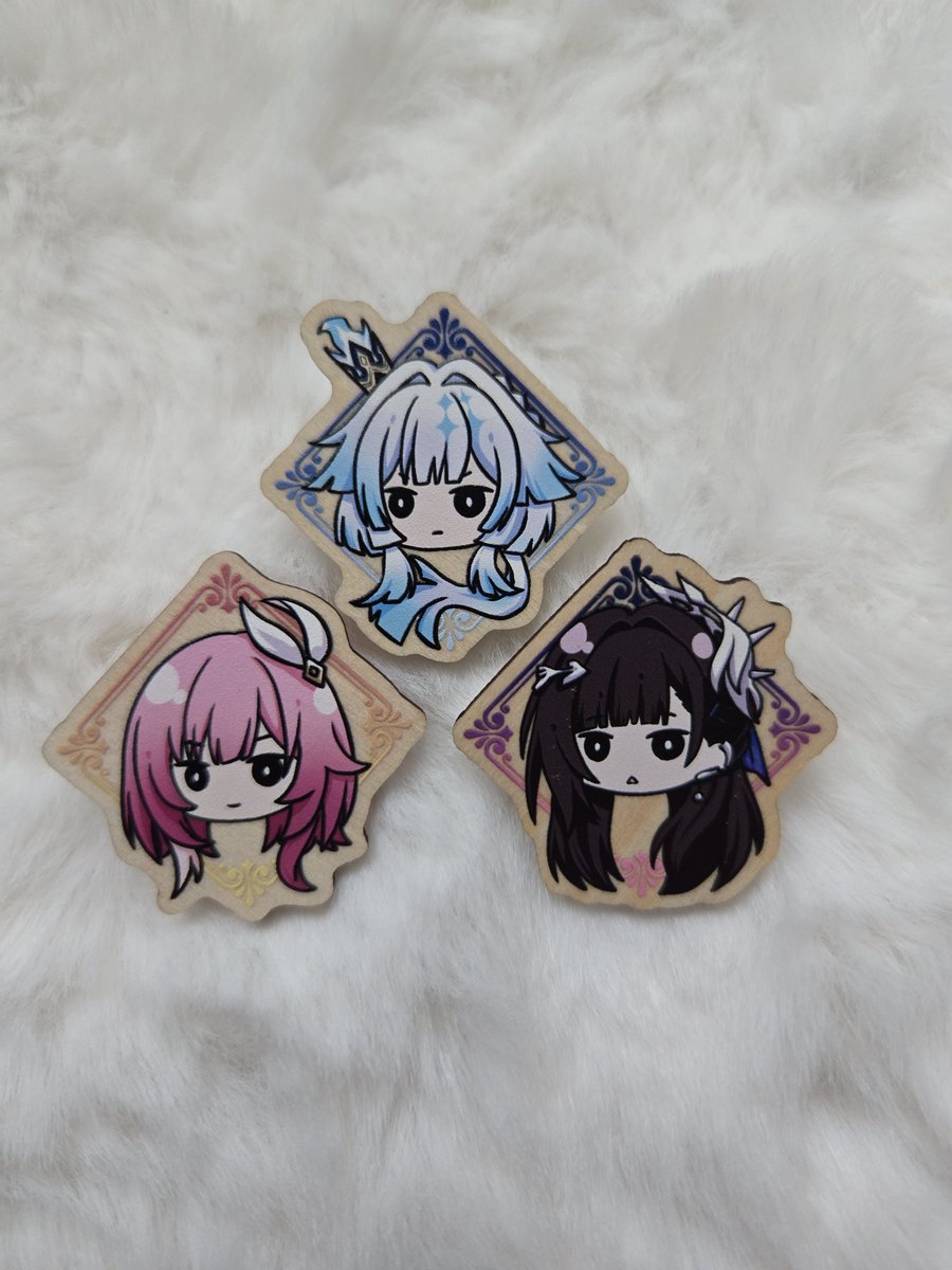 dstudios_store's tweet photo. Some of our new wooden pins for this summer! They will be available first at #minicomi and #anirevo so come visit us in person!!
#fanart #genshin #genshinimpact #hsr #HonkaiStarRail #Cyrene #Cerydra #hysilens #skirk https://t.co/Gw085DHeow