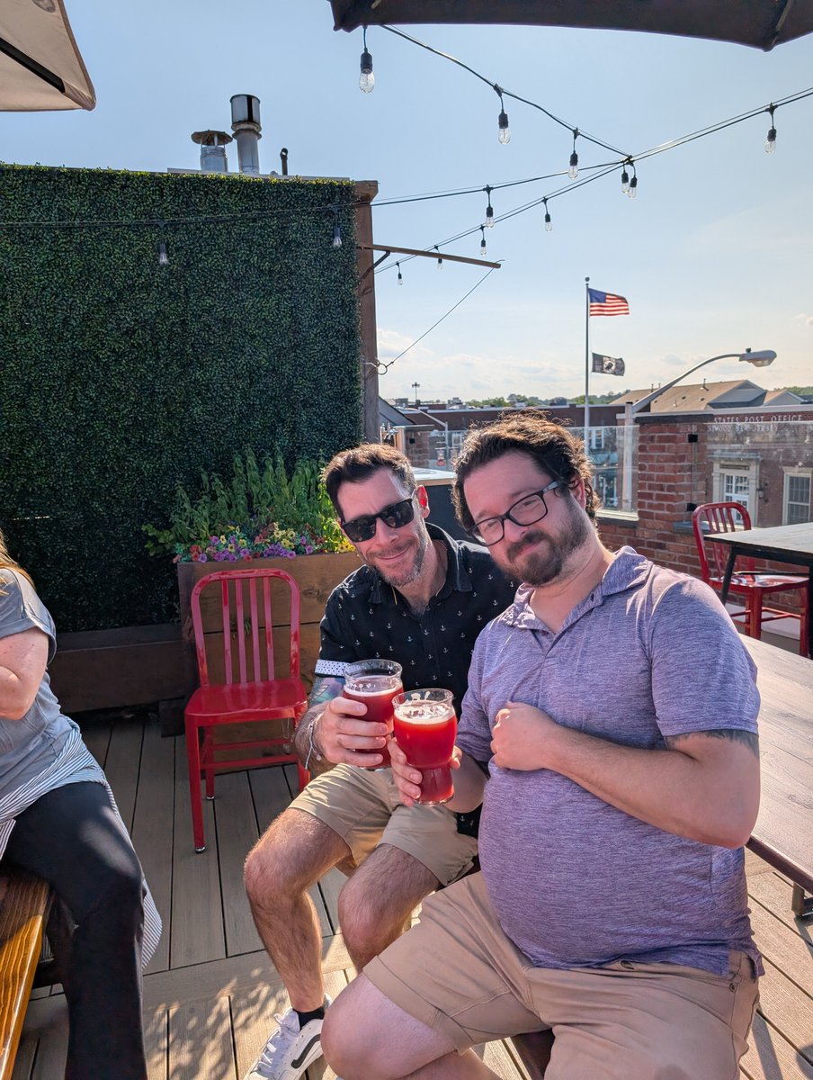 🎬🍺 You’re gonna need a bigger glass...

We swam on over to Five Dimes Brewery in Westwood, NJ, for our Jaws and Pours Rodman happy hour! The beach-perfect weather and killer conversations with our work chums made for a bloody good end to the work day! 🦈

#SharkWeek #Jaws50
