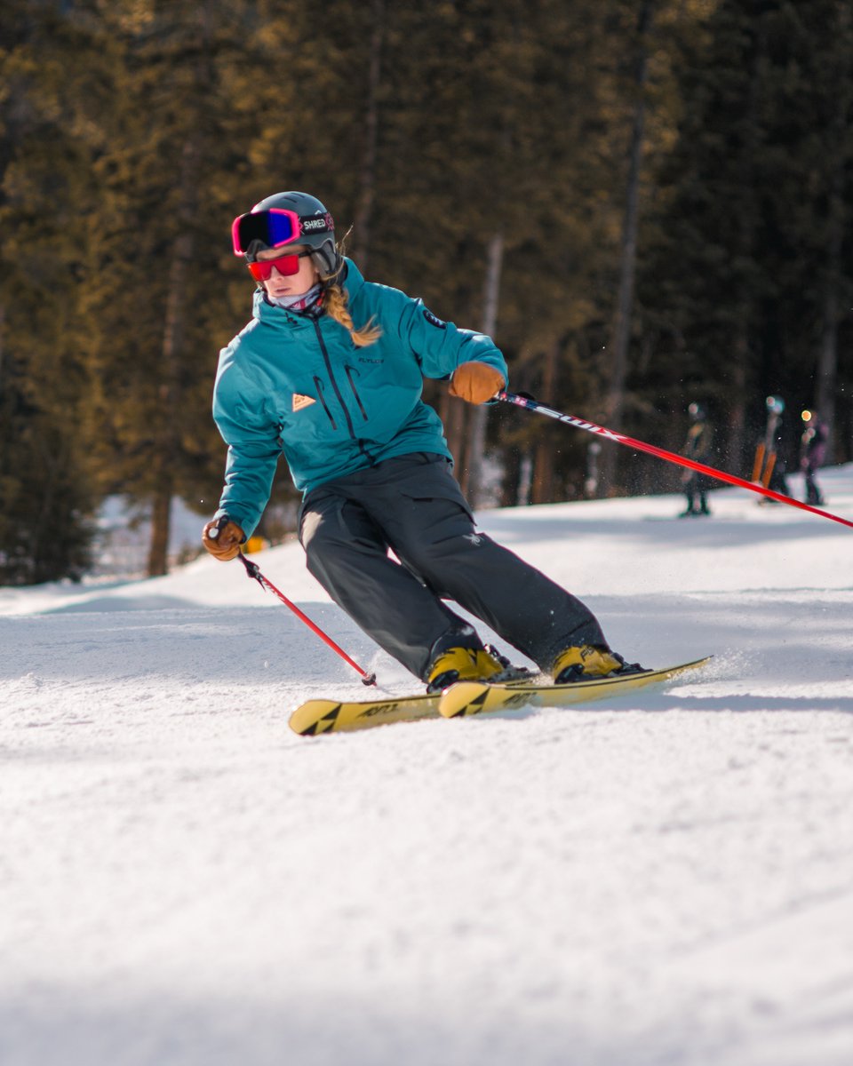 nonstopsnow's tweet photo. A fun session at @mtnorquay last season. One of three resorts we ride across @skibig3, Norquay keeps things fresh with tree-lined laps, fun groomers, and a vibe all its own.⁠ https://t.co/QmKTFjLDUu