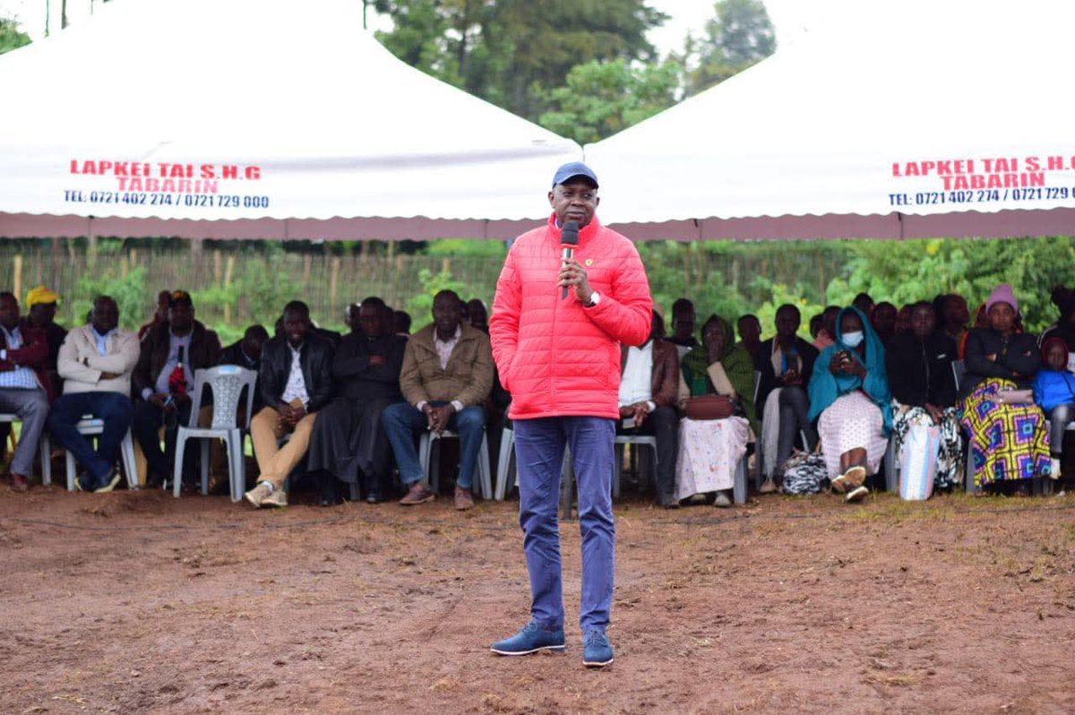 HonOscarSudi's tweet image. Joined mourners at Kapkeben area, Kapseret Simat Ward in Uasin Gishu County, at a requiem mass, where I extended my condolences to the Kamobo family on the passing of their beloved matriarch, Constantine Jebet Letting (Gogo), who lived a full life of 103 years.
To Gogo, your…