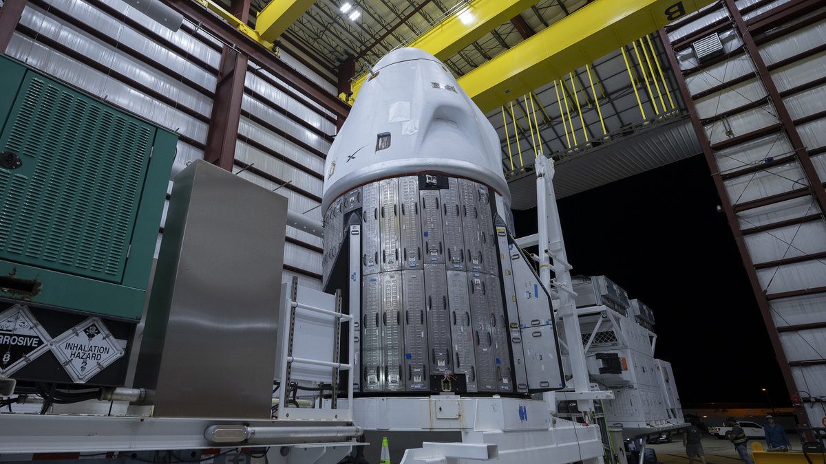 Dragon arrives at the hangar at pad 39A in Florida ahead of its sixth flight to the <a href="/Space_Station/">International Space Station</a>. Falcon 9 is targeted to launch Dragon and <a href="/NASA/">NASA</a>’s Crew-11 to the orbiting laboratory no earlier than Thursday, July 31