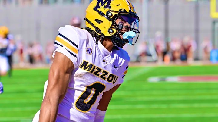 ModYaboi's tweet image. #AGTG After A Good Talk With @coachalpogue I’m Blessed To Receive A Offer From @MizzouFootball 🐯