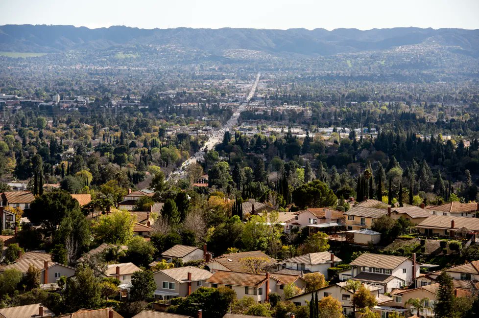 la_dorkout's tweet image. The Valley's Sherwood Forest was recognized in 2012, its name rooted in its history of large groves of trees, many on ranches. Most were removed for subdivisions. Richard Pryor was its most famous resident, living on Parthenia St. when he accidentally set himself on fire in 1980.