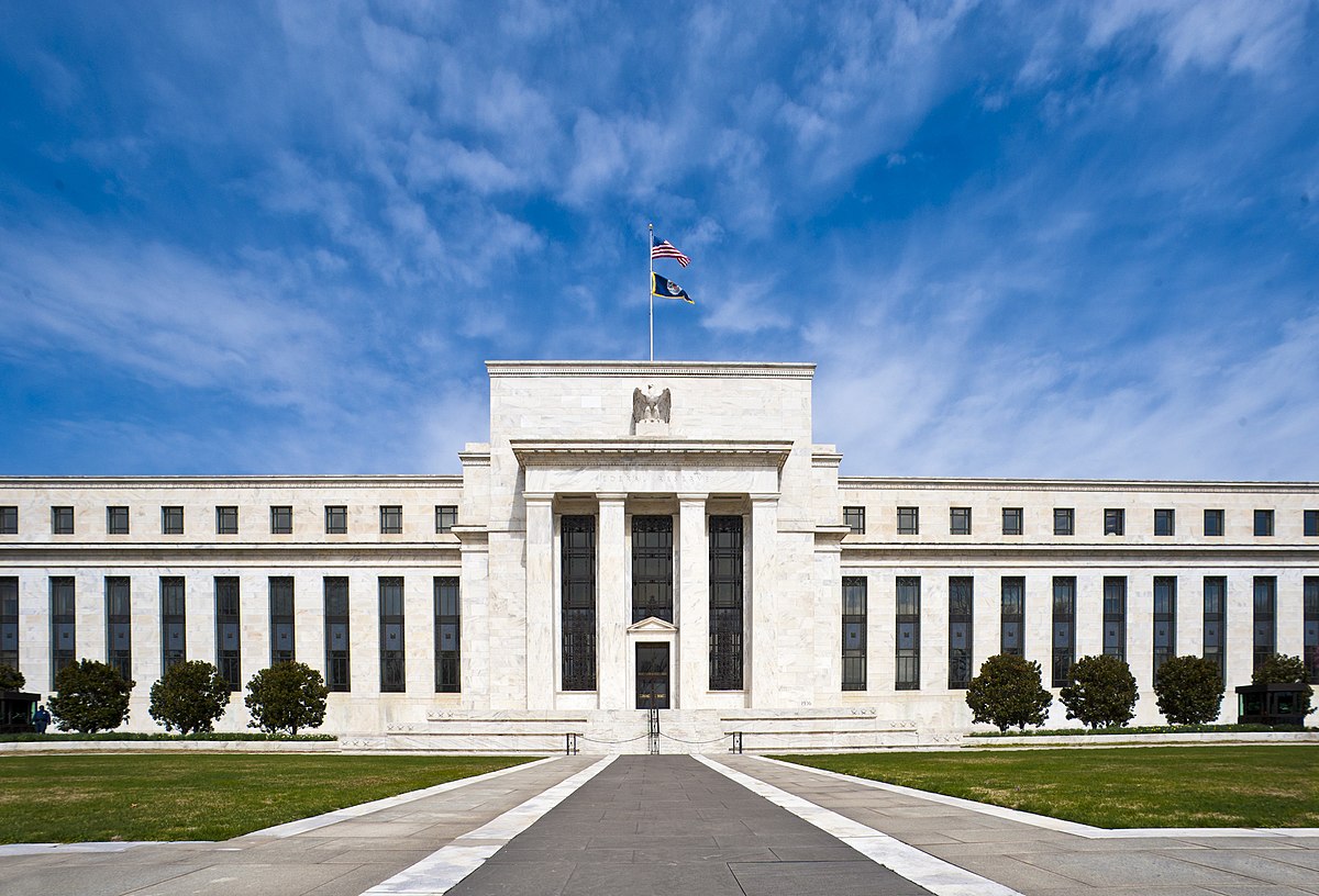 RjMollen's tweet image. The Federal Reserve’s HQ renovation just hit $2.5B—that’s $6,200 per sq ft.
I broke down the numbers, compared global benchmarks, and outlined what private owners would do differently.
Read the full post on LinkedIn: linkedin.com/posts/mollen_r…
#SovereignAssets #RealEstateStrategy