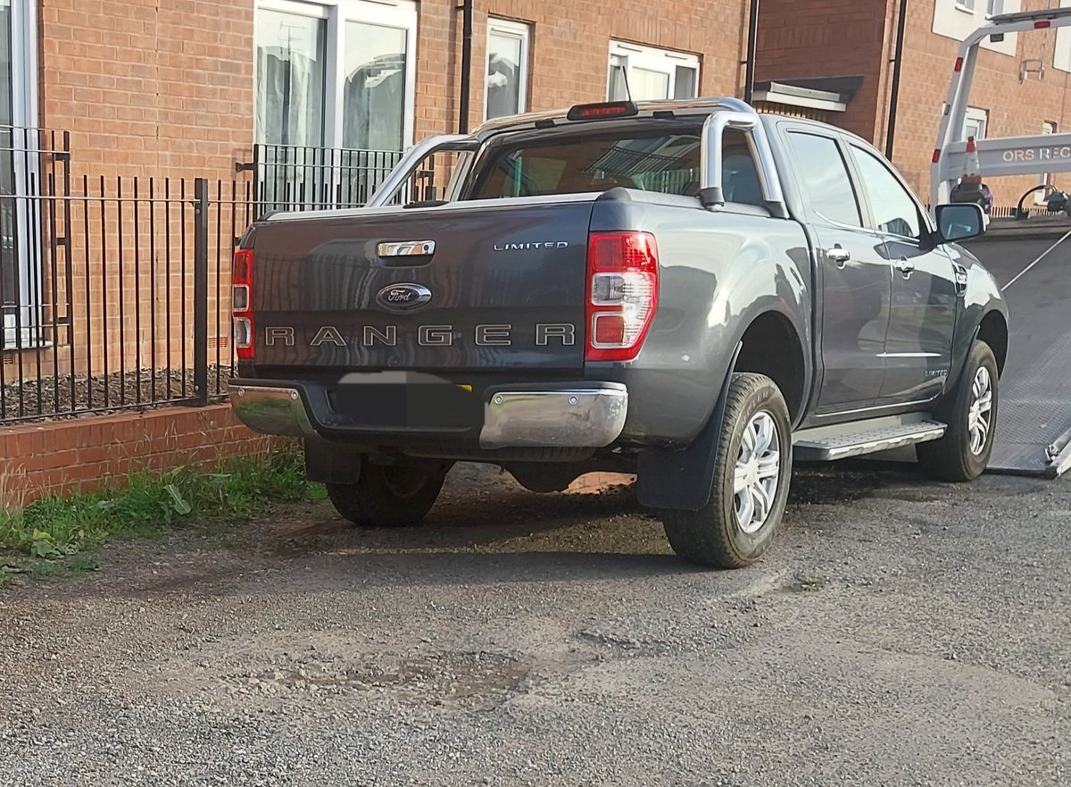 On patrol we came across these  vehicles which activated our copper nose.  Our checks established that they were cloned and in fact stolen. They have both now been recovered to be returned to the owners. #DYcrimeteam