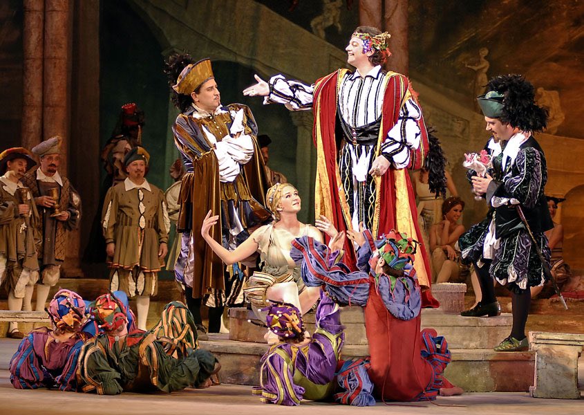 WhatHappening97's tweet image. А підкажіть но,чи хтось з вас користується браузером “Opera”,на тлф чи пк ? 
І чому ?)