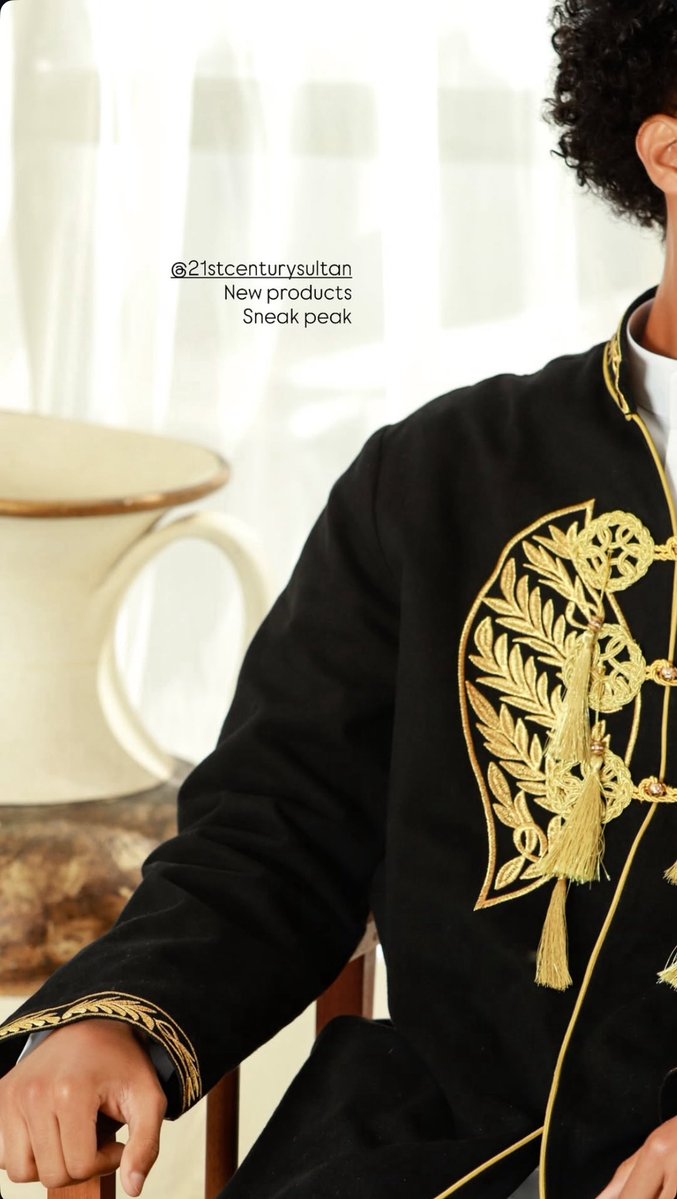21stSultan's tweet image. 🤫SNEAK PEAK OF OUR NEW LINE COMING
More details to follow soon🤐