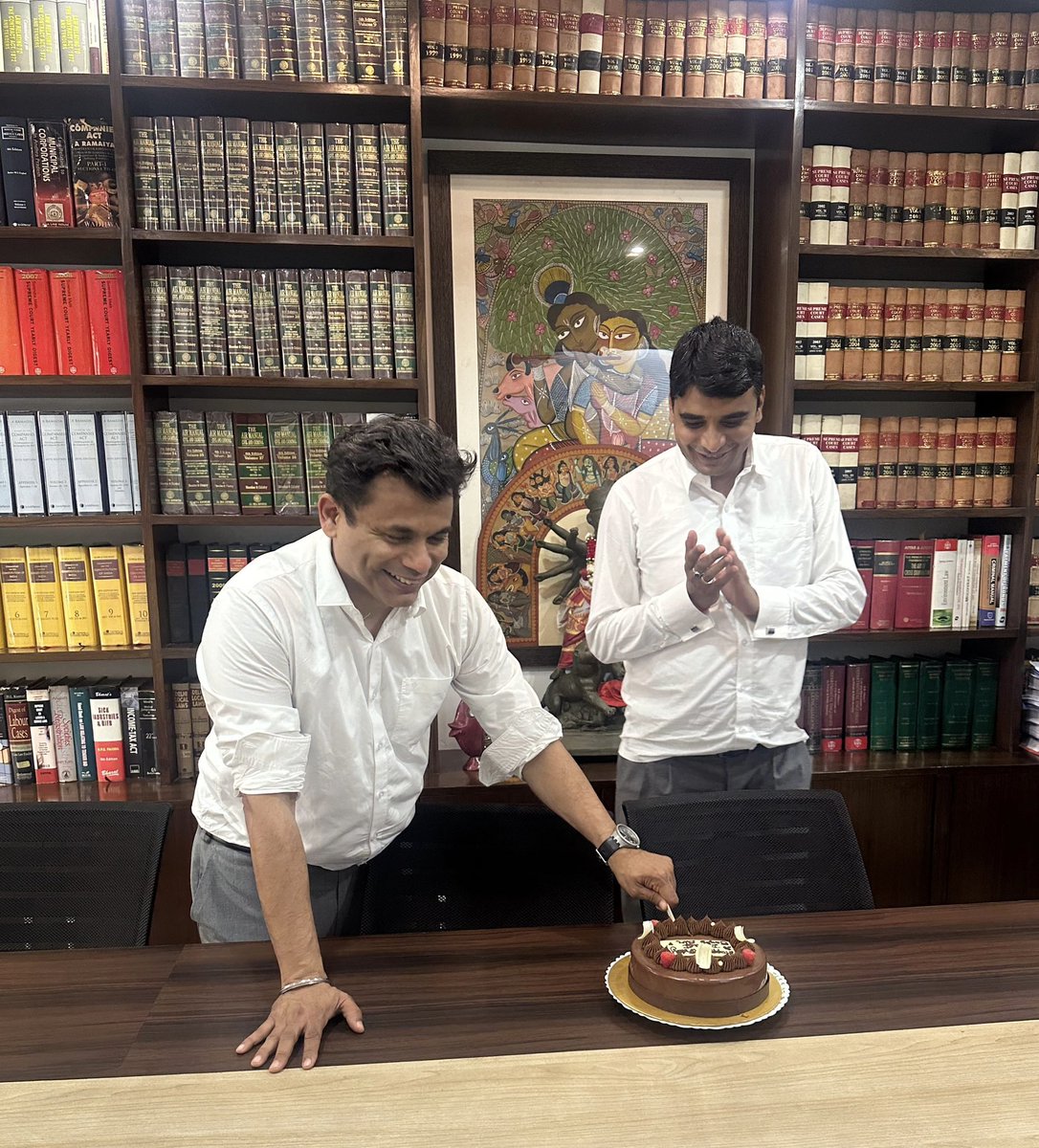 Saurabh_MLAgk's tweet image. Happy birthday @advsanjoy
Stay blessed
Stay Happy
Keep tweeting