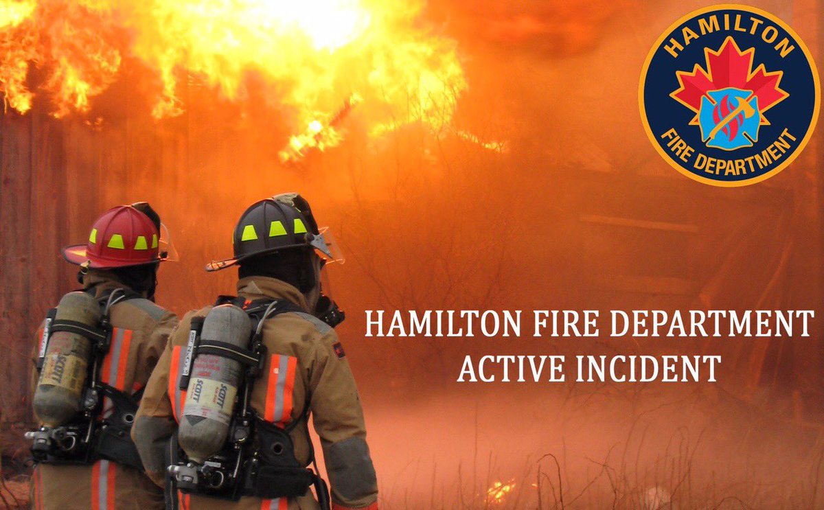HamiltonFireDep's tweet image. The Chief will be holding a press conference for the Multiple Alarm at 402 Concession St., at 3:30pm in the parking lot of Kal Tire (401 Concession St.)