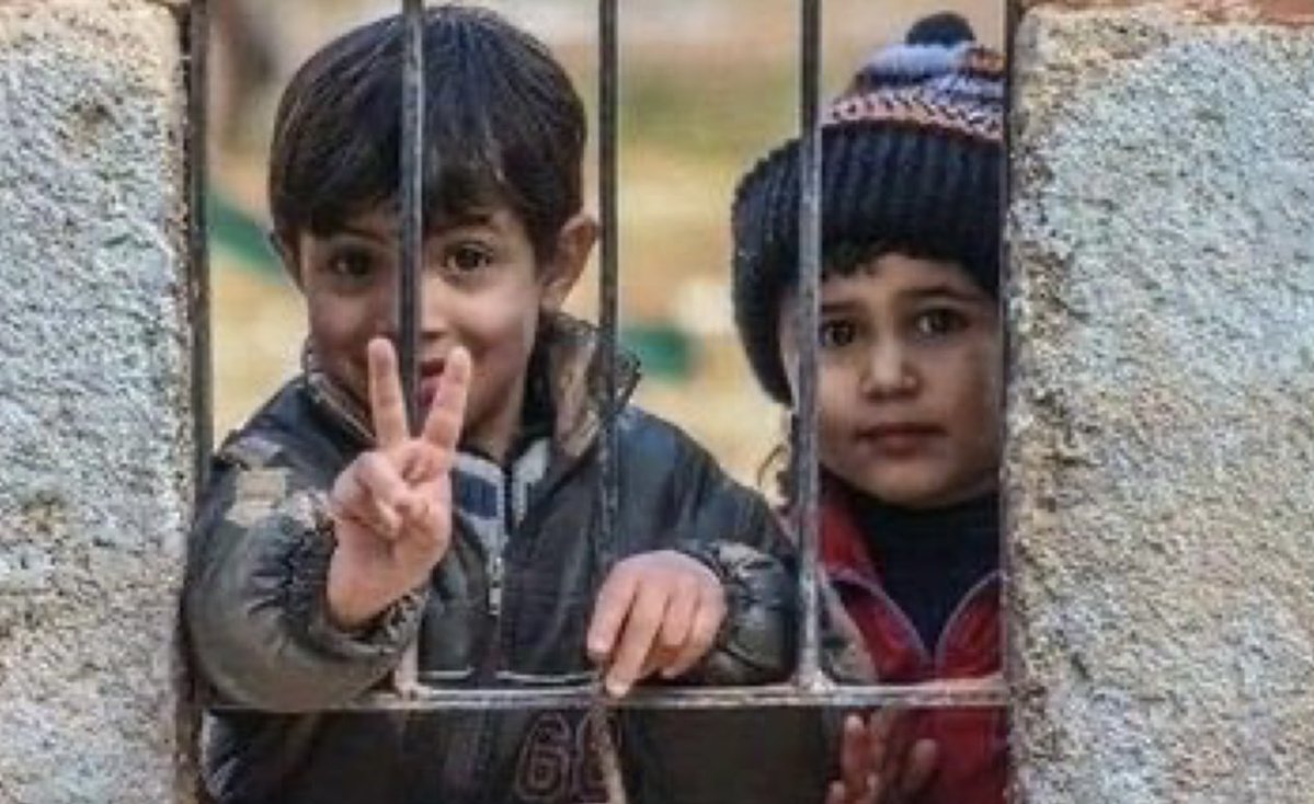 heviyaxweseri's tweet image. Beklenen engeli yedi bu hesap. Yeni hesap yolda. Hiç canım istemiyor yeniden hesap açayım. Keşke takipleştiklerimle, yeni hesaba taşınma button’u gelse