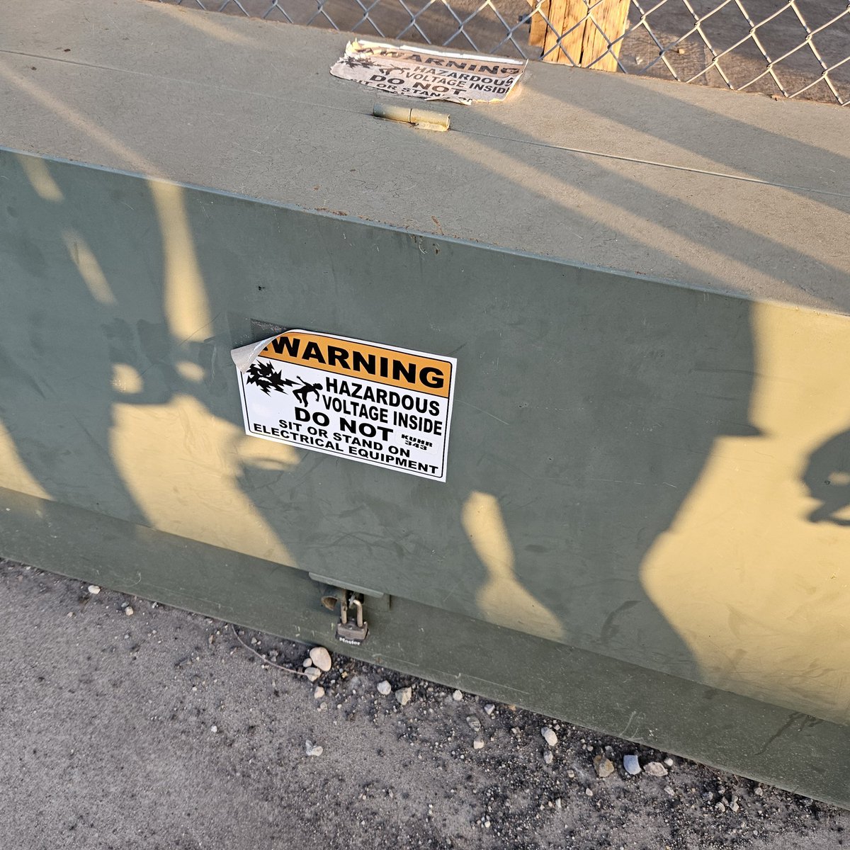 MJG_Write's tweet image. When I was a kid, I legit thought these warnings were that someone trapped a monster inside.
I had nightmares about them.