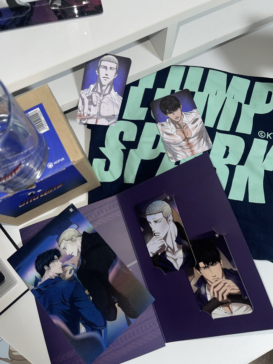 thespider08's tweet photo. I'm always waiting for you when you're ready. ❤️  @0lkyou  

#shutline #shutlinemanhwa #jakegillan #shingun #manhwa https://t.co/mmSAsJLSNp