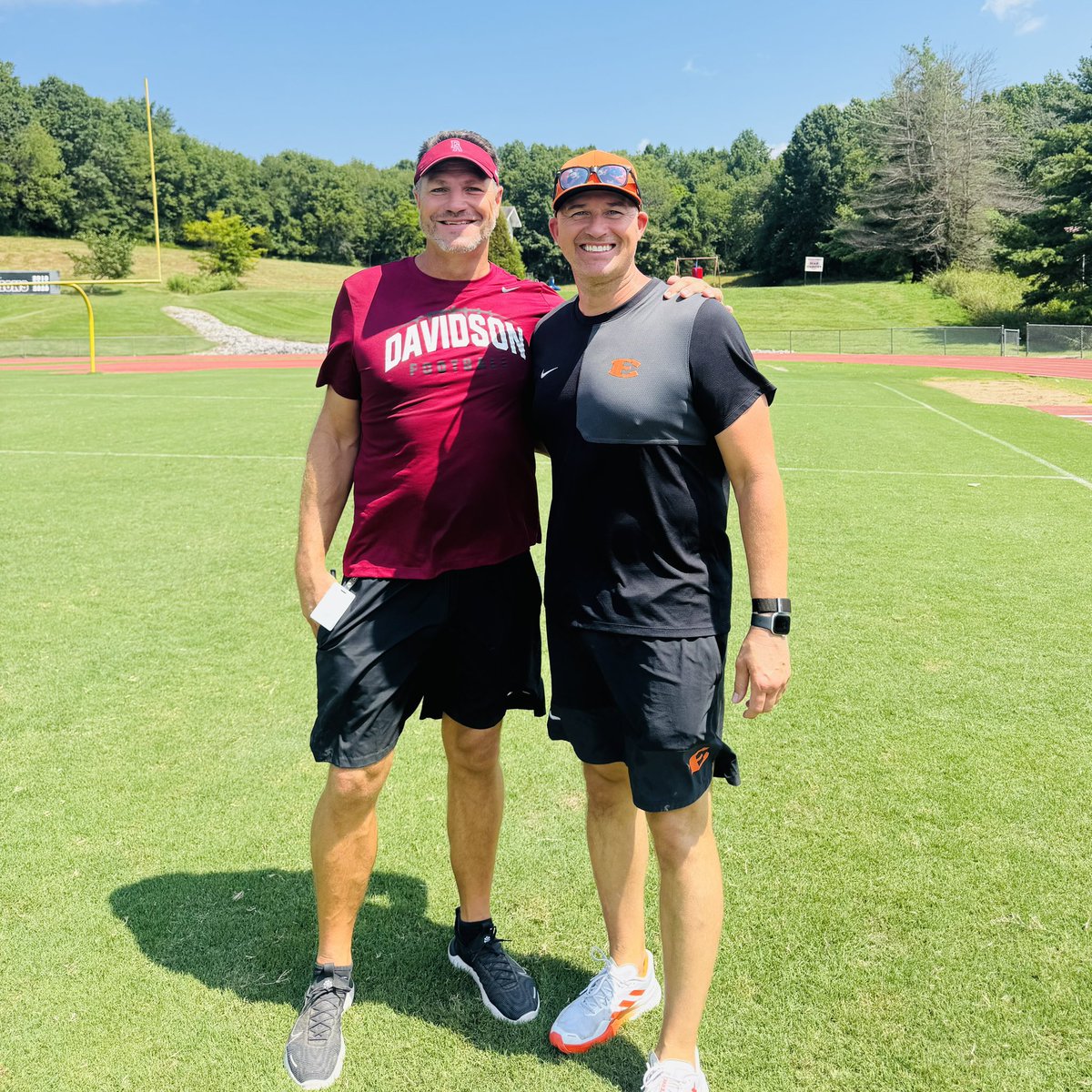 Hasselbeck's tweet image. Good to see fellow Class of 1998 QB and current Head Coach of @BearsDavidson @jquinn1212quinn today for a scrimmage. Good work today! @BearsDavidson @EnsworthFB