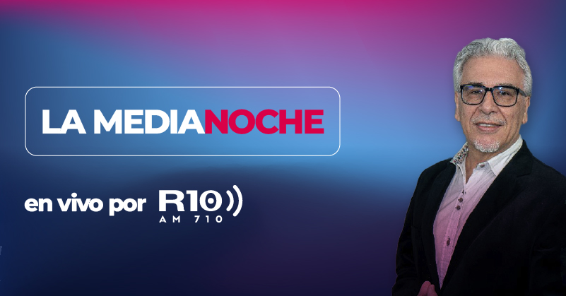 Radio10's tweet image. 👉#AIRE | 🎙️🗣️ ¡Todo listo para #LaMedianocheConCarlosPolimeni!
@poliserpi y equipo te acompañan en este sábado hasta las 02H en un paseo por el mundo de las emociones y los sentimientos.
Escribinos al 11-5005-0710 | #VeniteARadio10 📲radio10.com.ar