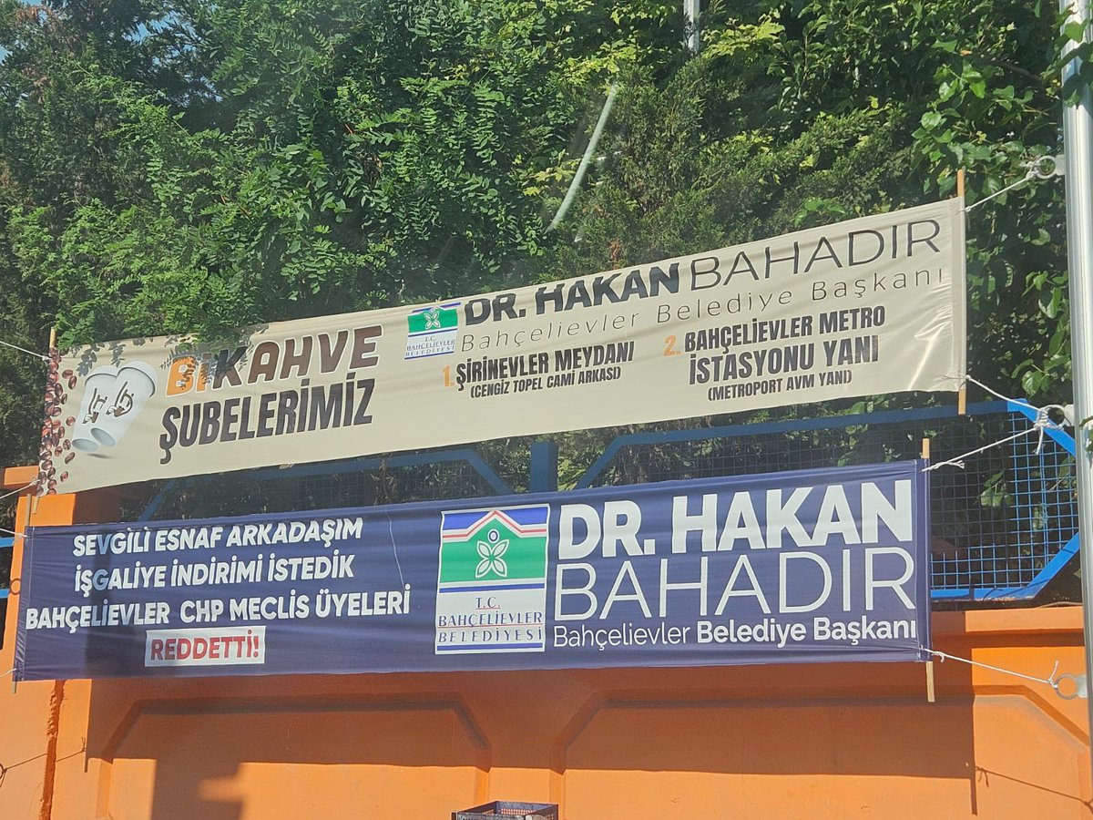 bu ne <a href="/DrHakanBahadir/">Dr.Hakan Bahadır🇹🇷</a> ? Biz de sirayla mecliste AKP ve MHP oylariyla reddedilen kadin haklarini koruma kanunlari, emekli maasiyla alakali yasa tekliflerini, yolsuzluklari arastirma tekliflerini, uludagdaki yangini arasirma teklifini ve bin tane reddedilen teklifi mi siralayalim?