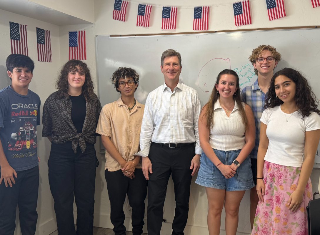 National Democracy Summer School (@natldemsummer) on Twitter photo So great to see <a href="/gregstantonaz/">Greg Stanton</a> meeting with his amazing Democracy Summer Fellows in AZ-04. These young leaders are working around the clock to build a big blue wave in Arizona before next year's critical midterm elections. Stanton Fellows rock! 🎉 So great to see <a href="/gregstantonaz/">Greg Stanton</a> meeting with his amazing Democracy Summer Fellows in AZ-04. These young leaders are working around the clock to build a big blue wave in Arizona before next year's critical midterm elections. Stanton Fellows rock! 🎉