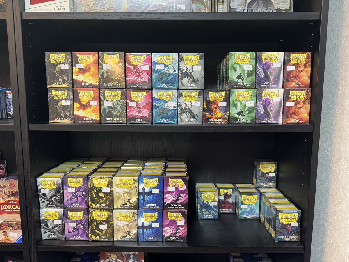 说每次讲我没有够sleeve
现在补货了没有来买 😫