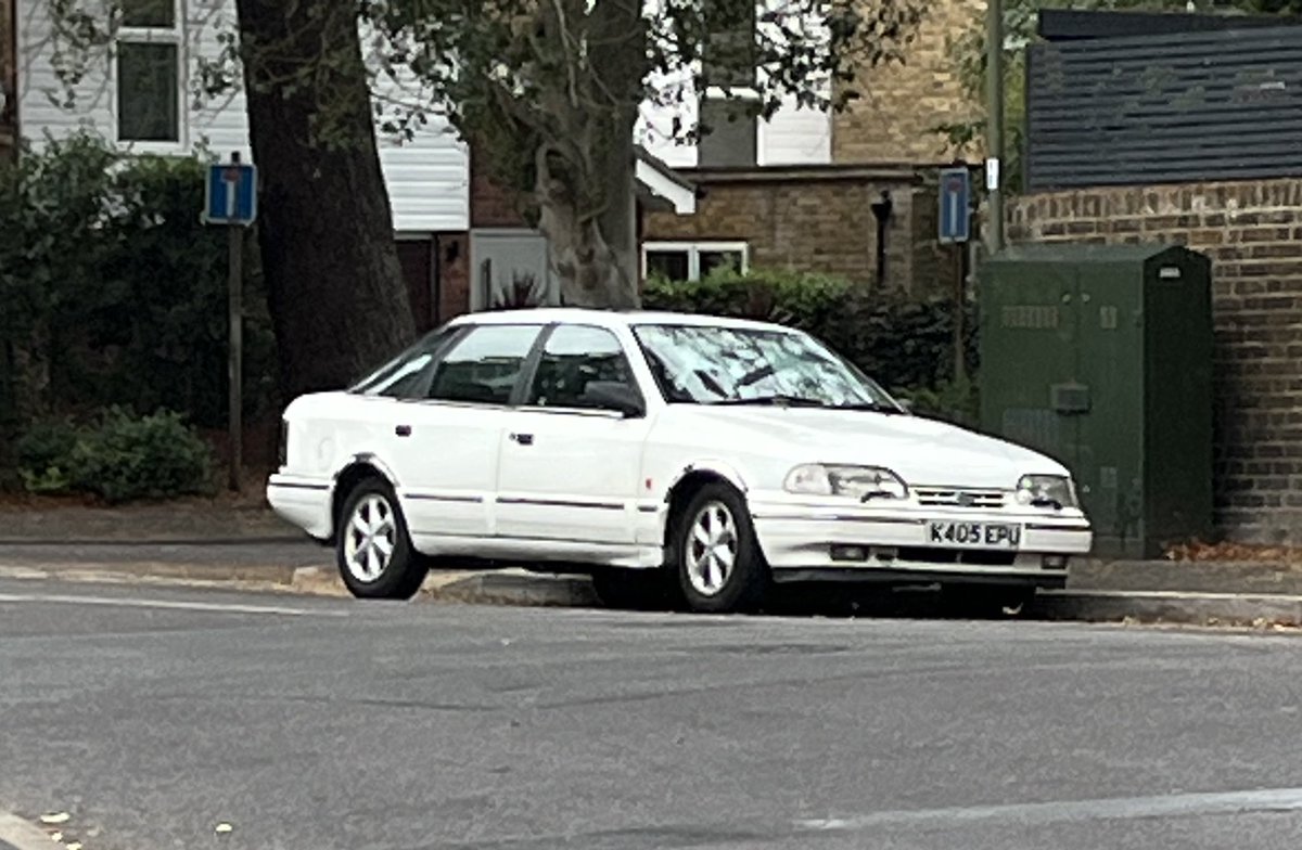 TwoBobTrader's tweet image. Not quite #FordFriday but could barely contain my excitement seen this in the neighbours driveway but never in the wild 🤪 #Scorpion #Granada #Ford #Warrior
