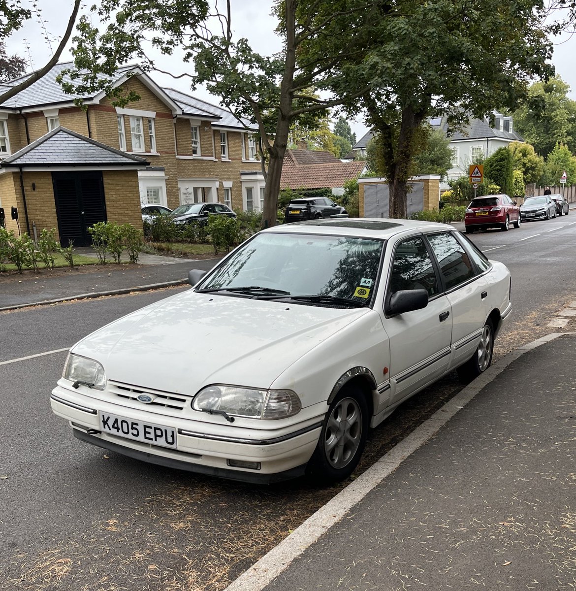 TwoBobTrader's tweet image. Not quite #FordFriday but could barely contain my excitement seen this in the neighbours driveway but never in the wild 🤪 #Scorpion #Granada #Ford #Warrior