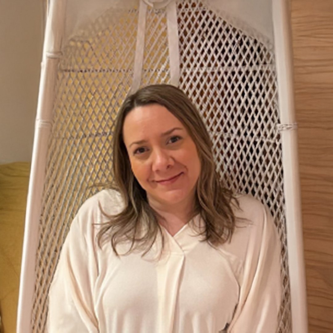 🌟 #StudentSpotlight
Meet Jennifer Taranto, our MS in #TESOL candidate! After earning her BA in 2023, she began teaching under a #specialed license.
“Touro isn’t just about learning facts, but about learning how to think, grow, and become who I was meant to be.”