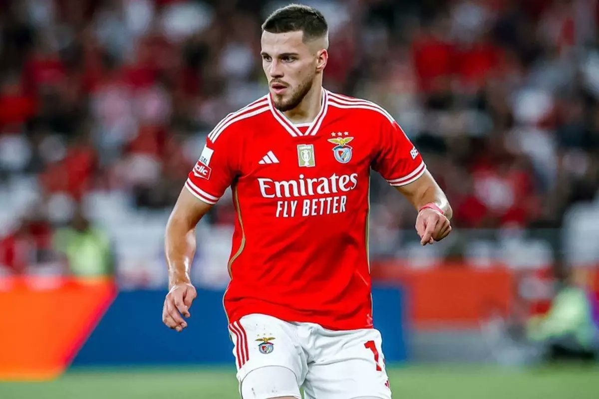 Jurasek berbat,sol taraf otoban amk.
#BeşiktaşaSolbek