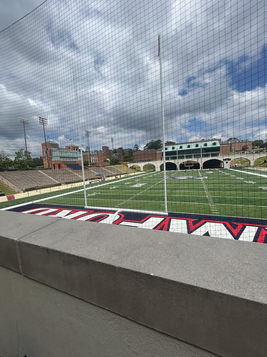 MedlenNoah's tweet image. Finished my last camp of the summer with a really strong day @SamfordFootball Specialist Camp. Thanks to @HatchAttack1 and @T_Zielenske5 for the opportunity to compete.
Now ready to focus on my upcoming senior season and showcasing all my hard work this summer.
@SenatorsFB…