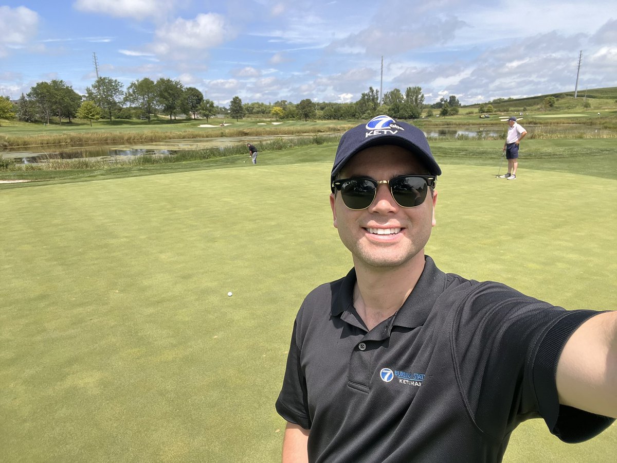 MSottileTV's tweet image. 📍 The Club at Indian Creek ⛳️
This is the closest I’ll ever get to calling myself a professional golfer!
I was told to keep it in the fairway. Easier said than done.
@KETV | @pinnbankgolf