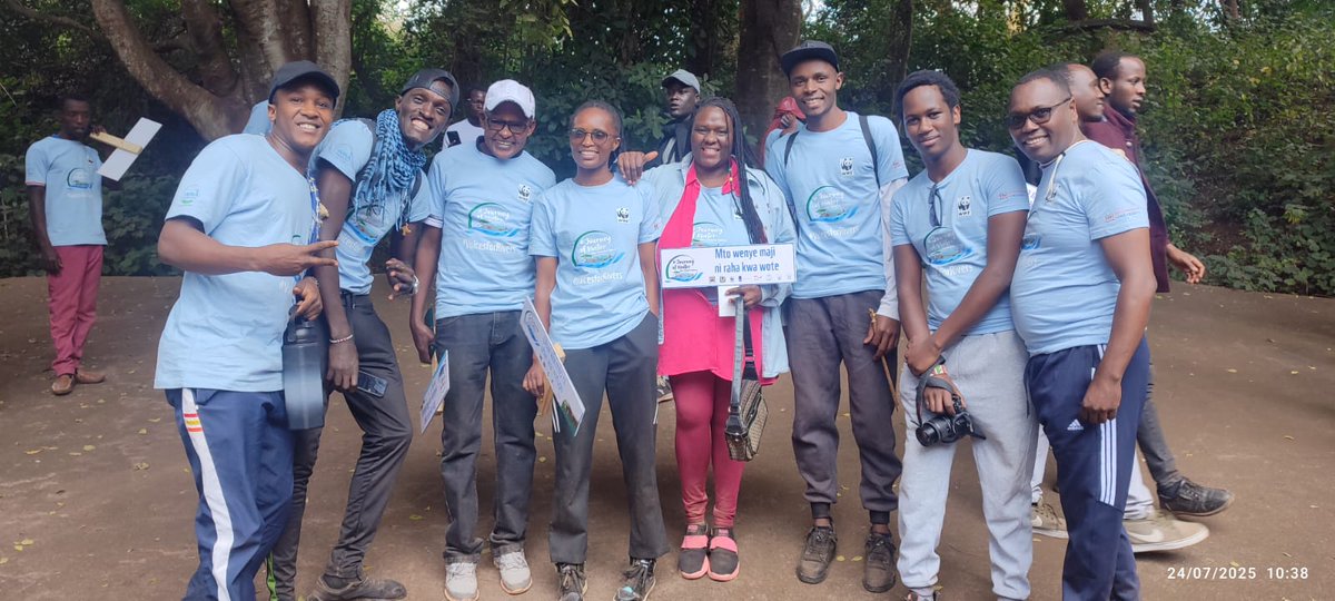 br1anova_'s tweet photo. DAY 2 : journey of water: through communities,accross challenges, flowing deeper into action and towards change..
#voicesforrivers
#journeyofwater
#catchmenttotap
@Africa_WaterAmb
@WWF_Kenya
@WWFTANZANIA https://t.co/yuUv6p80cZ