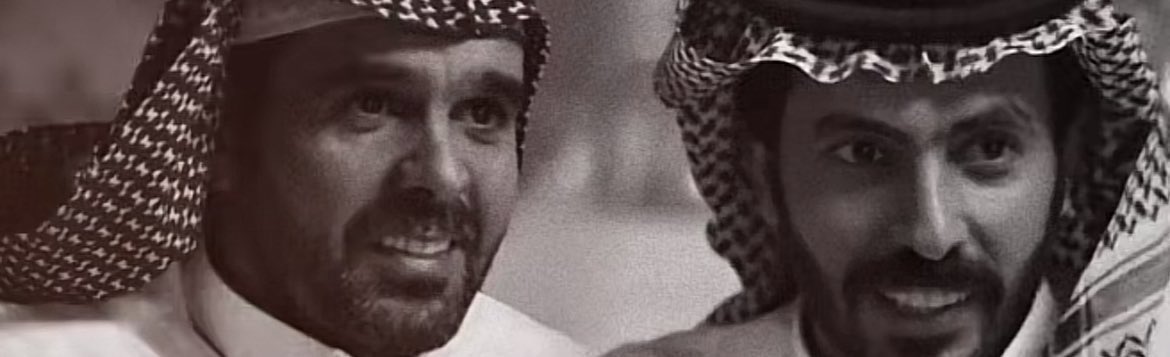 hoood_q8's tweet image. تنشد من الحب وعن اسراره السود
وانا مخلّي لـ الاجابه مناوب

قلبي وعقلي مثل خالد مع سعود
لا من توهّق قال : ياسعود جاوب

- هود

@khladmbark505 @Saud_almshly_