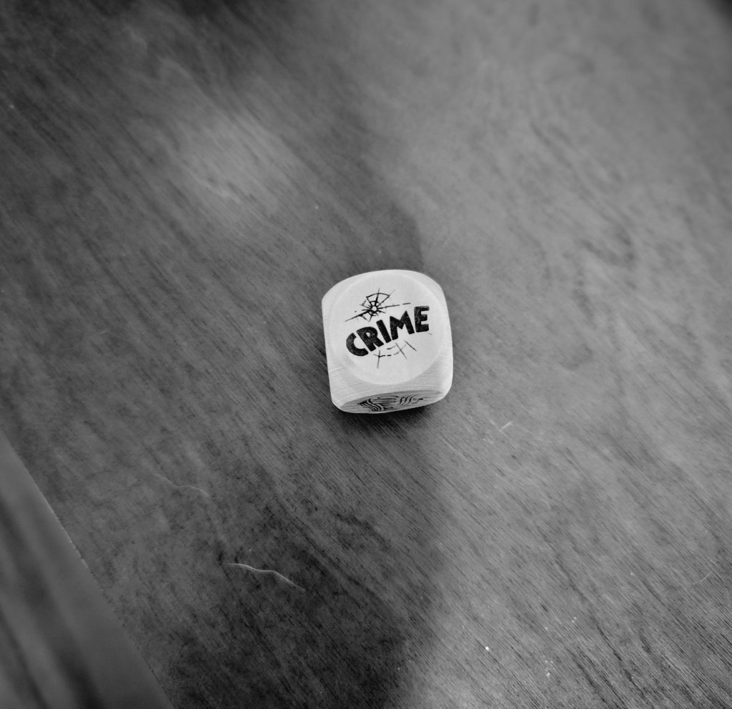 ACMillerAuthor's tweet image. Got my new movie dice from @kategabrielle, so I decided to roll it and go from there!
Time to watch DARK CITY ('50).