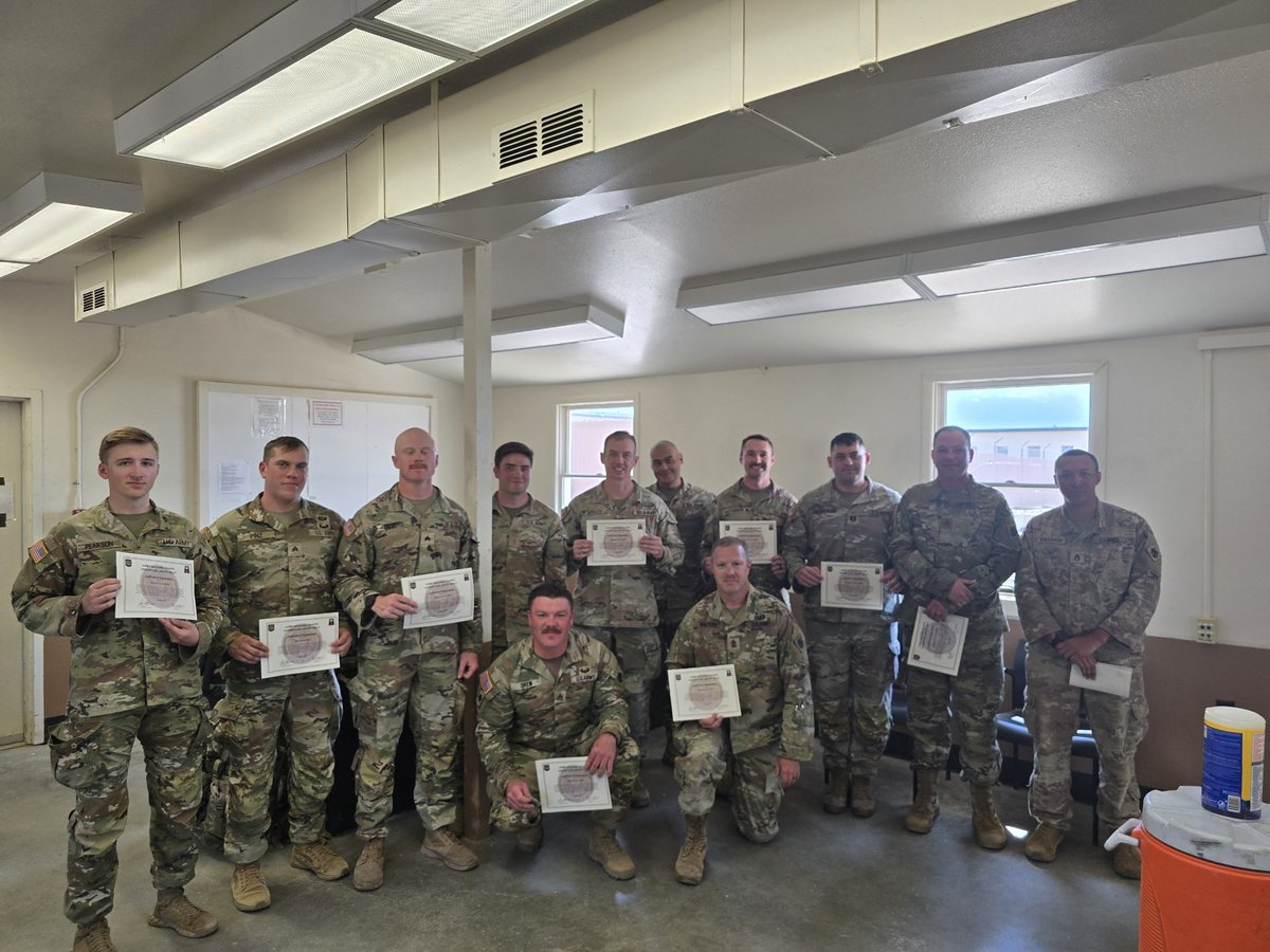 OKGuard's tweet photo. From July 10–23, 45th IBCT Soldiers served as guest OCTs at Yakima Training Center, supporting XCTC rotations alongside Ops Group Wolf. 24/7 mentorship. 100% readiness.
#OKGuard #XCTC https://t.co/zxrS30auCE