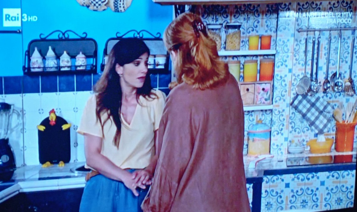 Andrea1926's tweet image. &quot;Signora Giulia e mo vi state prendendo il dito con tutta la mano&quot; #upas