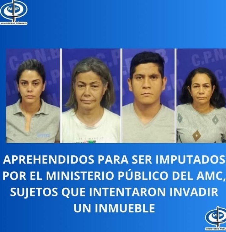 El Fiscal General Tarek William Saab, informa que seran imputados por el Ministerio Público, Wladimir Acosta, Catherine Rivas, Carmen Inojosa y Fanny López por delito de invasión y ultraje.
Los detenidos violentaron la puerta de una casa en San José,Cotiza, Caracas para invadirla
