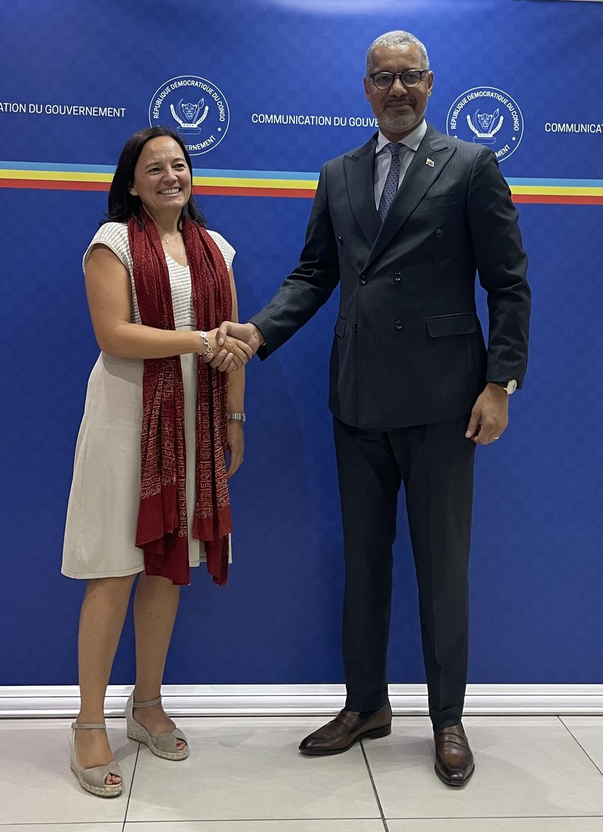 Roxane de Bilderling (@debilderlingr) on Twitter photo Merci au ministre des Mines, <a href="/kizpaka/">Kizito Pakabomba</a> pour cet entretien constructif:
➡️ partenariat UE - RDC sur les minerais critiques
➡️ digitalisation des archives géologiques au profit de l’Etat congolais
➡️ coopération pour soutenir les diamants artisanaux 🇨🇩
➡️ partenariat Umicore - STL Merci au ministre des Mines, <a href="/kizpaka/">Kizito Pakabomba</a> pour cet entretien constructif:
➡️ partenariat UE - RDC sur les minerais critiques
➡️ digitalisation des archives géologiques au profit de l’Etat congolais
➡️ coopération pour soutenir les diamants artisanaux 🇨🇩
➡️ partenariat Umicore - STL