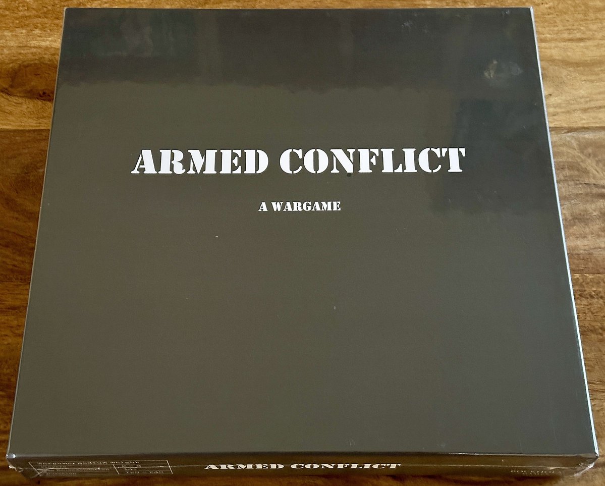 mk20336's tweet image. This just arrived - review copy of Armed Conflict, a war-themed strategy game for 2–6 players, designed by Sebastian Kihlman. Check out the Gamefound page for more details: gamefound.com/en/projects/bo…