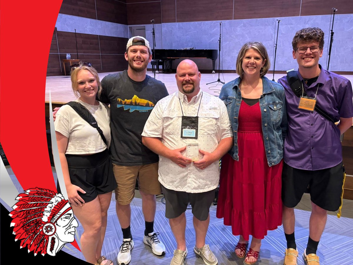 Join us in congratulating our very own Luke Miller on being named ICDA High School Choral Director 2025! Luke’s passion, dedication, and impact on Spirit Lake students over the years is truly unmatched. Well deserved!