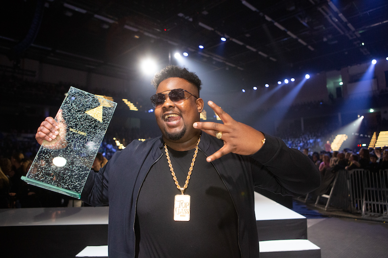 faceit duo w <a href="/Mann3nCSGO/">Tim Isak</a>!! <a href="/YACINELAGHMARI/">Yacine</a> kommer in efter något game =)
trio stream &gt; ttv/melonheadxP