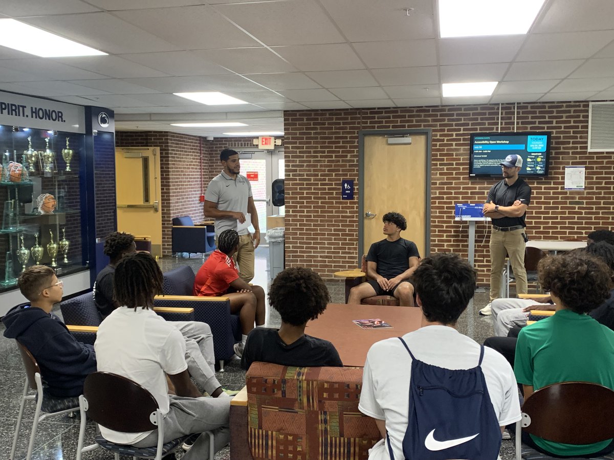 CoachDonFriday (@coachdonfriday) on Twitter photo We enjoyed hosting <a href="/MHSATHLETICS4/">MHS Spartan Athletics</a> here at PSU Harrisburg today! It was a terrific networking tool connecting PSU Harrisburg coaches, student-athletes, and alumni who shared their experiences with MHS students. Pedro Rodriguez '22 shared his MHS and PSUH journeys <a href="/miltonhershey/">Milton Hershey School</a> We enjoyed hosting <a href="/MHSATHLETICS4/">MHS Spartan Athletics</a> here at PSU Harrisburg today! It was a terrific networking tool connecting PSU Harrisburg coaches, student-athletes, and alumni who shared their experiences with MHS students. Pedro Rodriguez '22 shared his MHS and PSUH journeys <a href="/miltonhershey/">Milton Hershey School</a>