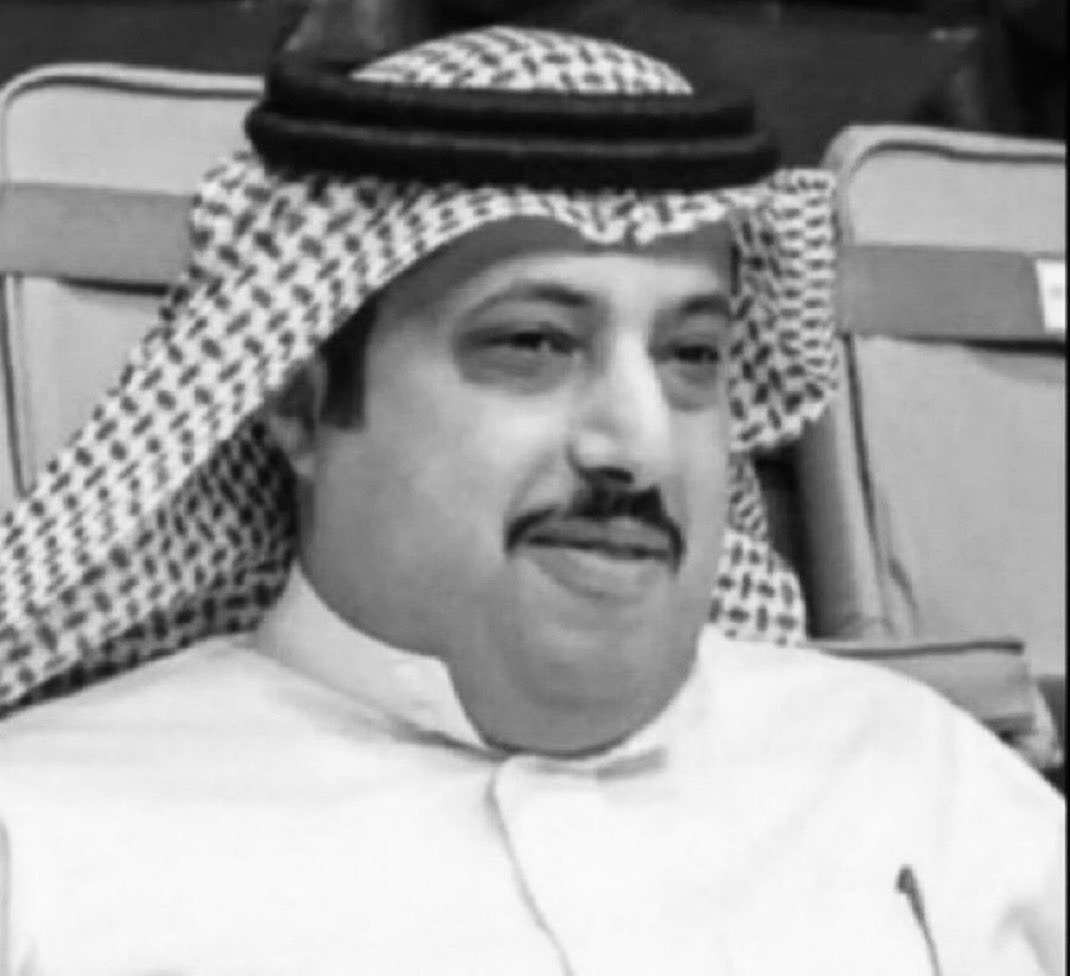 و انت تحاول تصارح ابوك من 7 سنين ان جون سينا و رومان احسن من هوقن

نظرته لك يعني يا ولدي تابع كوره و خلك من ذولي كلها تمثيل