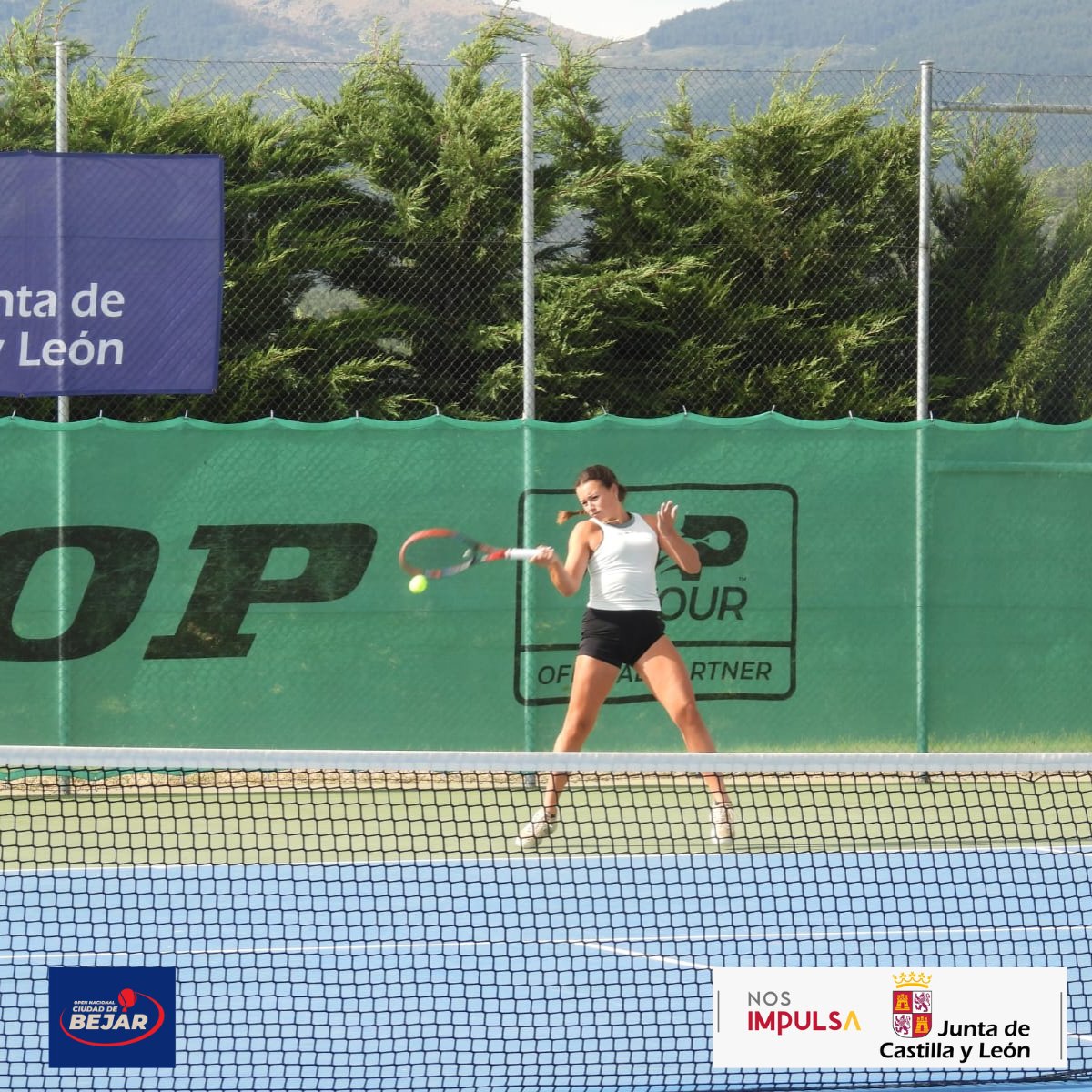 BejarOpen's tweet photo. 📅 Este viernes:
🕣 Desde las 8:30 h
🎾 40 partidos
🌅 Por la tarde: categoría júnior en juego + brisa de La Covatilla = plan perfecto

📍 ¡Nos vemos en La Cerrallana!
🔗 https://t.co/vGJAalRvMu
Patrocinado por @cylesvida 
#SubeALaCerrallana #TenisEnBéjar #EntradaLibre https://t.co/JjanHNkDB5