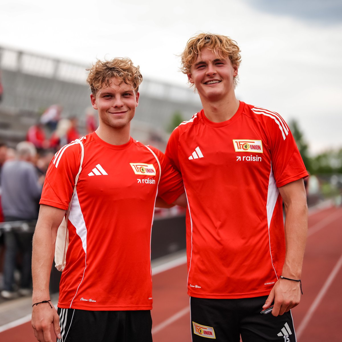 fcunion's tweet image. AUTOGRAMMSTUNDE:
👥 Mit András #Schäfer und Tom #Rothe
📅 Freitag, 25. Juli 2025
👟 adidas Brand Concept Store
📍Olympiaring 3, 91074 Herzogenaurach
#FCUnion #EisernInHerzo