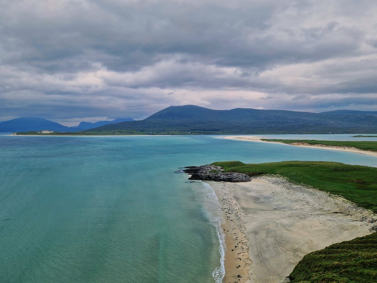 I did think today might have cleared up for a bit but it is the Outer Hebrides after all. Breathtaking scenery either way!

#scotland #stormhour #ThePhotoHour #landscapephotography